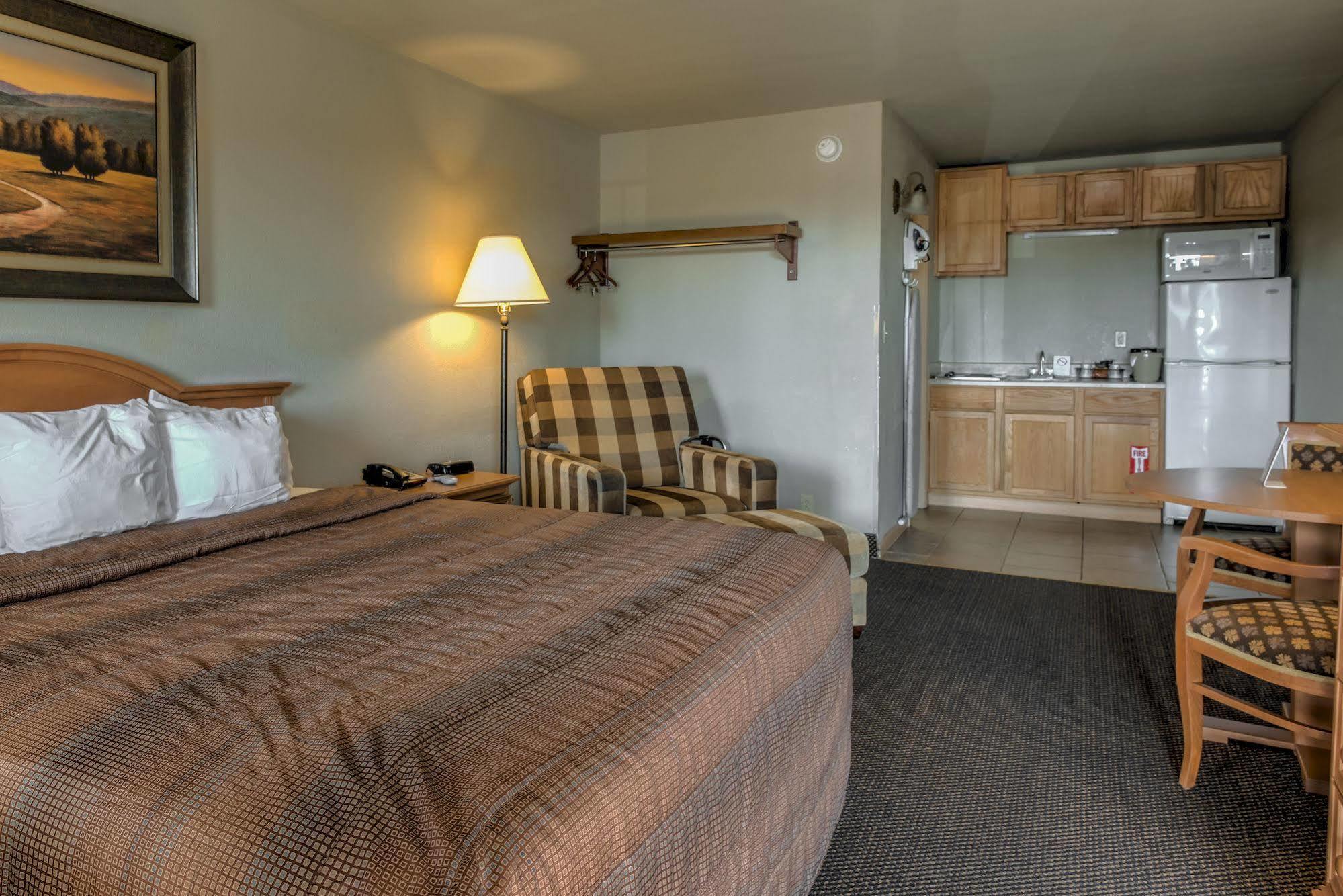 Liberty Lodge Saint Robert Esterno foto