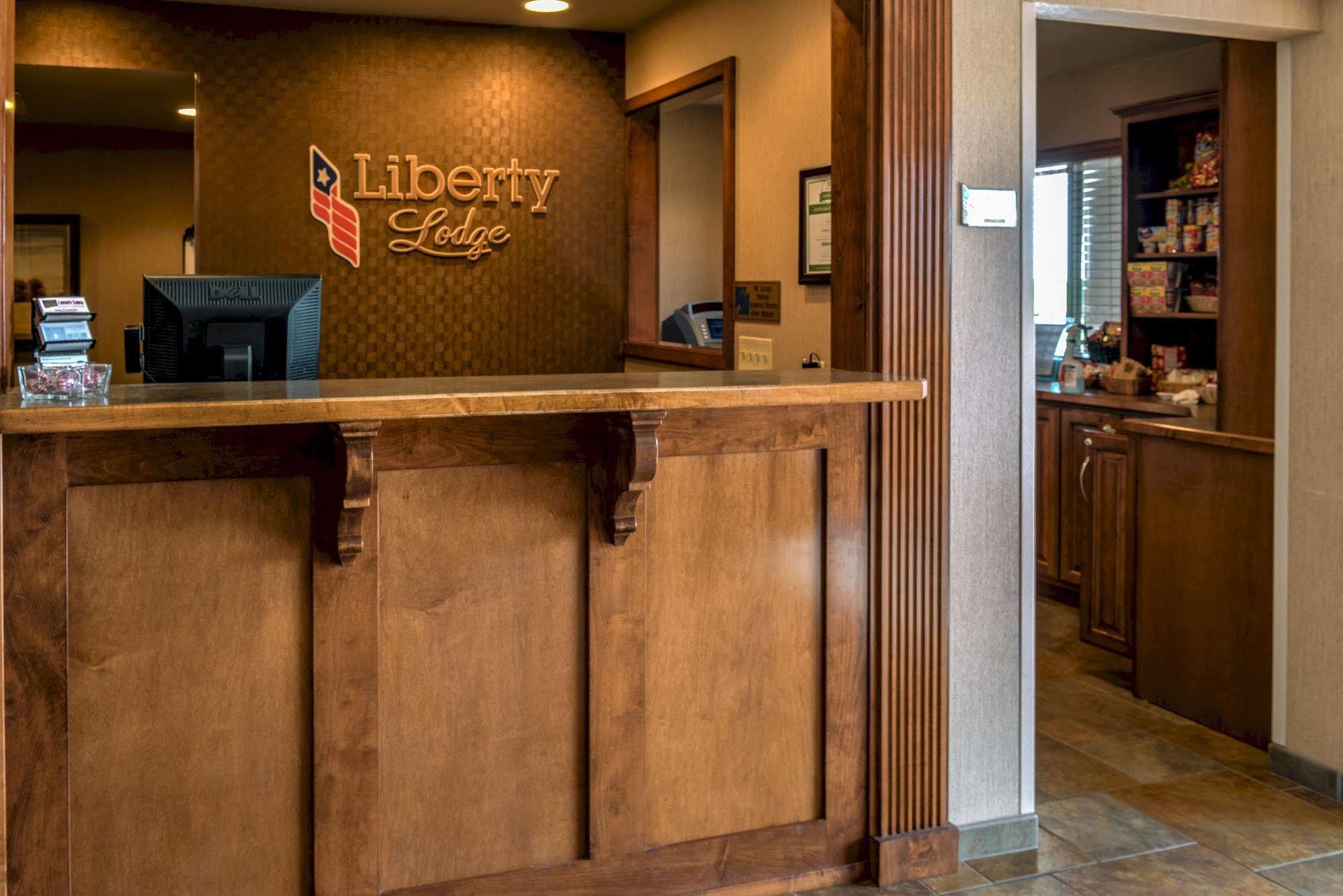 Liberty Lodge Saint Robert Esterno foto